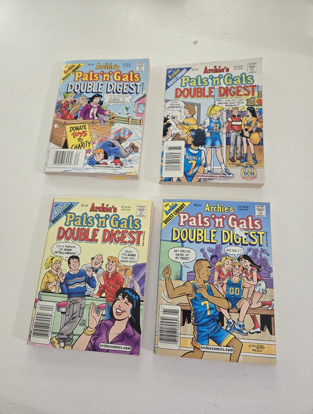 4 Archie Pal & Gals Double Digest Comic Books # 65, 82, 91, 92